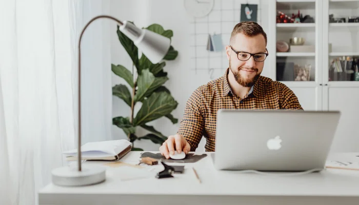 Veja as opções de cursos da FGV online — VNB