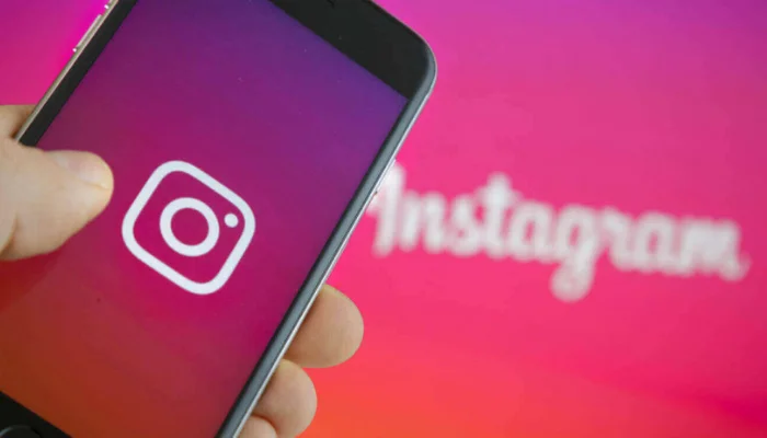 Como Colocar Várias Fotos no mesmo Stories do Instagram — VNB